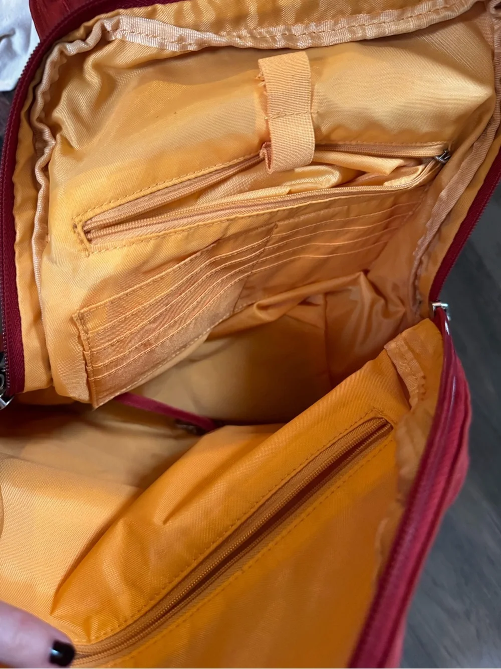 Baggallini streamlined red